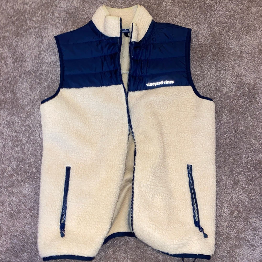 Vineyard Vines puffy Vest